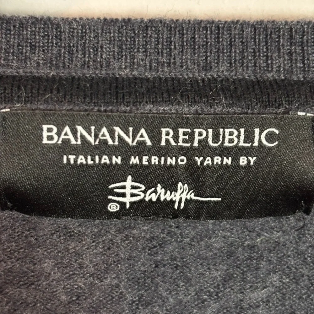 Banana Republic Mens Grey 100% Merino Wool Pullover V-Neck Sweater Small Classic